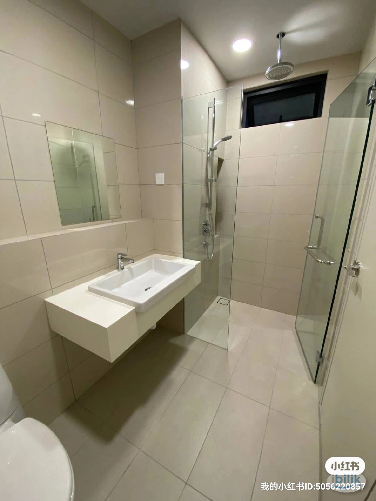 Secoya Residence Master bedroom - Image 3