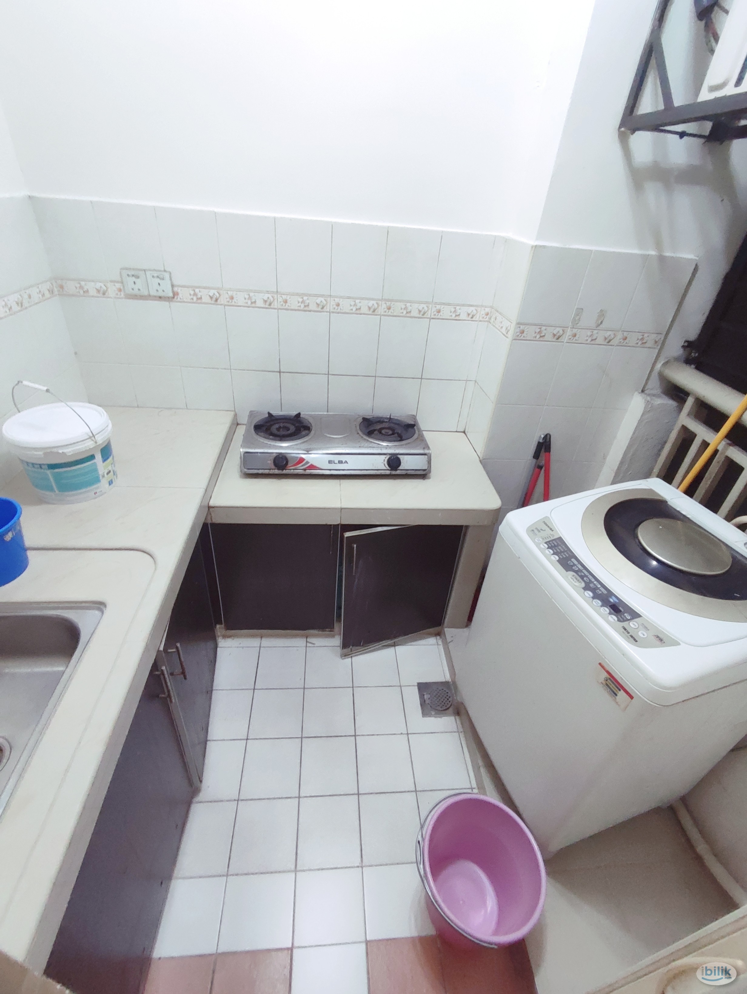 Middle room at Pelangi utama - Image 3