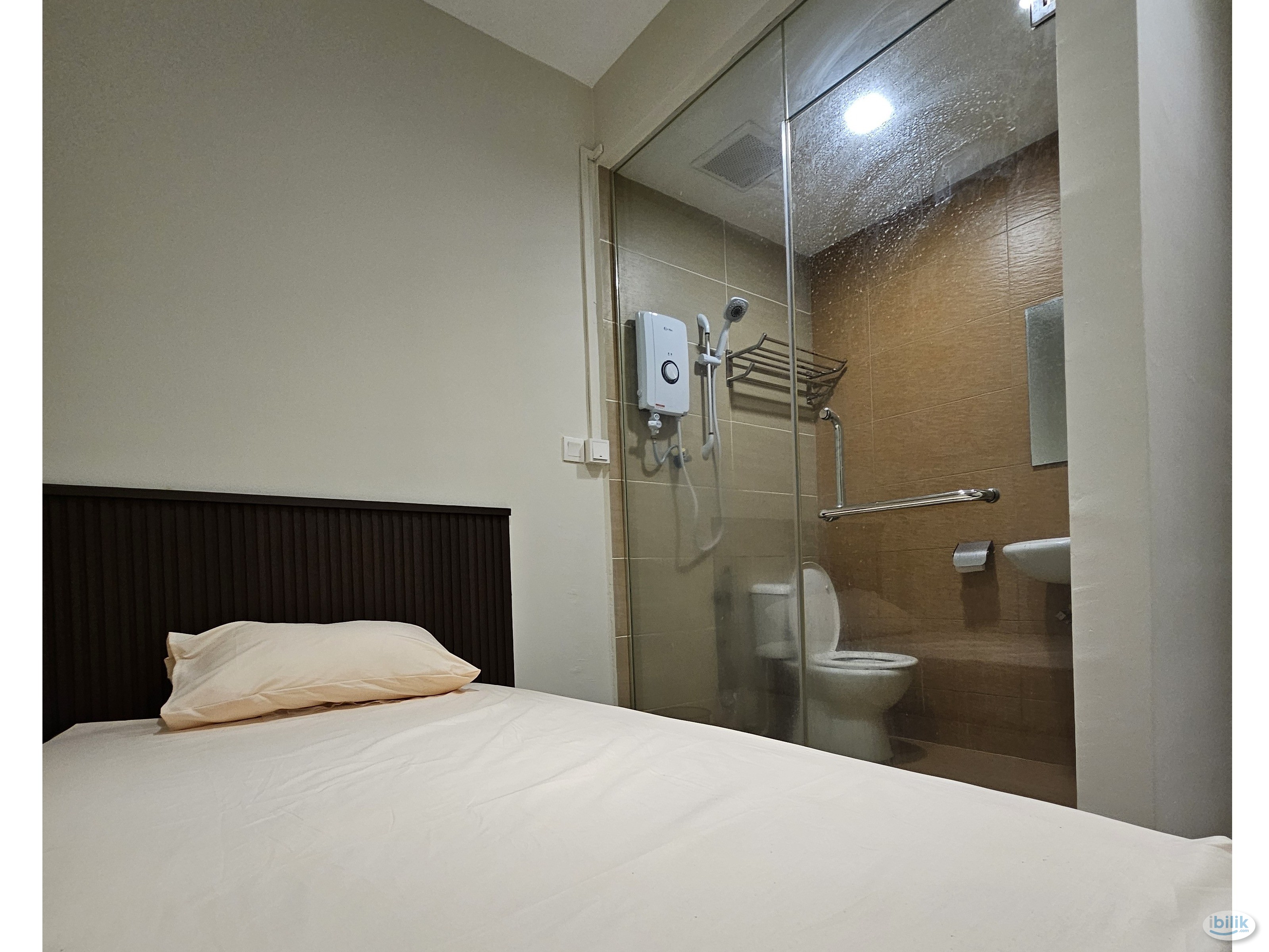 Immediate Move In Master Room at Mahkota Cheras near  UTAR Sg Long🚏 - Image 4