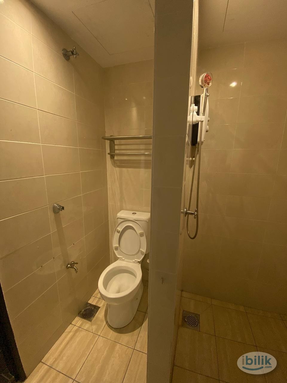 Work at One Utama mall ❓ Zero Deposit Room + Private Toilet near Bandar Utama - Image 3