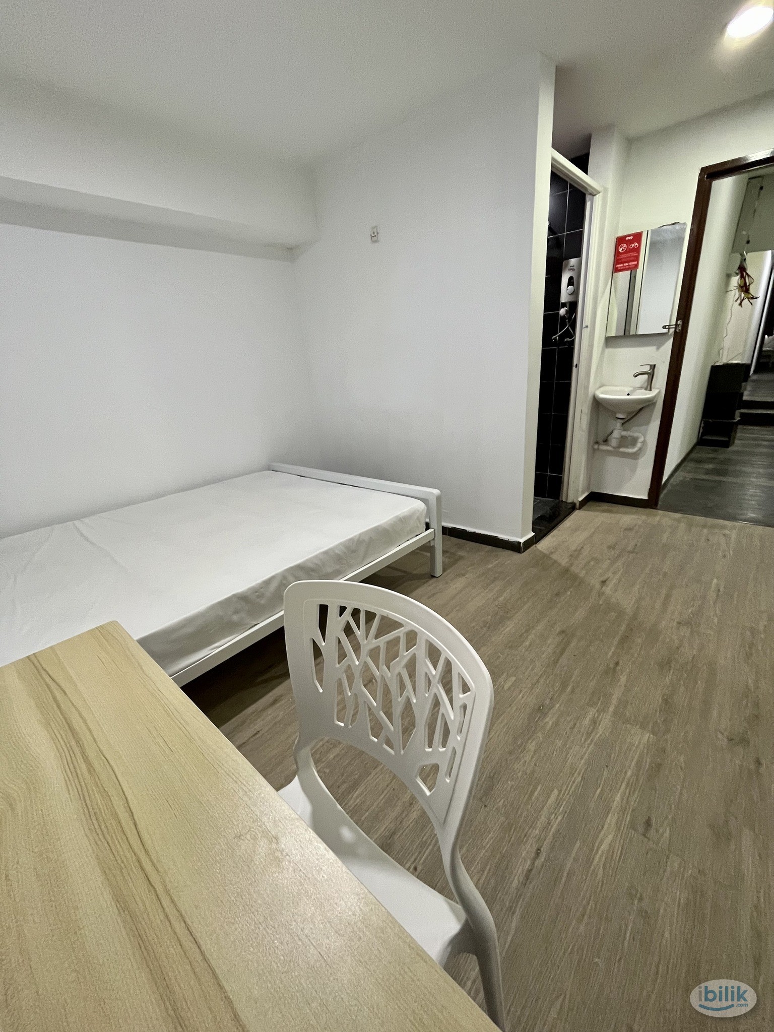 Furnished Room attach Private Toilet at SS4 near Paradigm Mall - Image 3