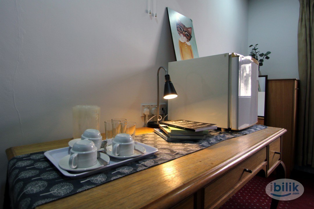 Furnished Master Room at Bandar Puchong Jaya near to IOI LRT Puchong - Image 3