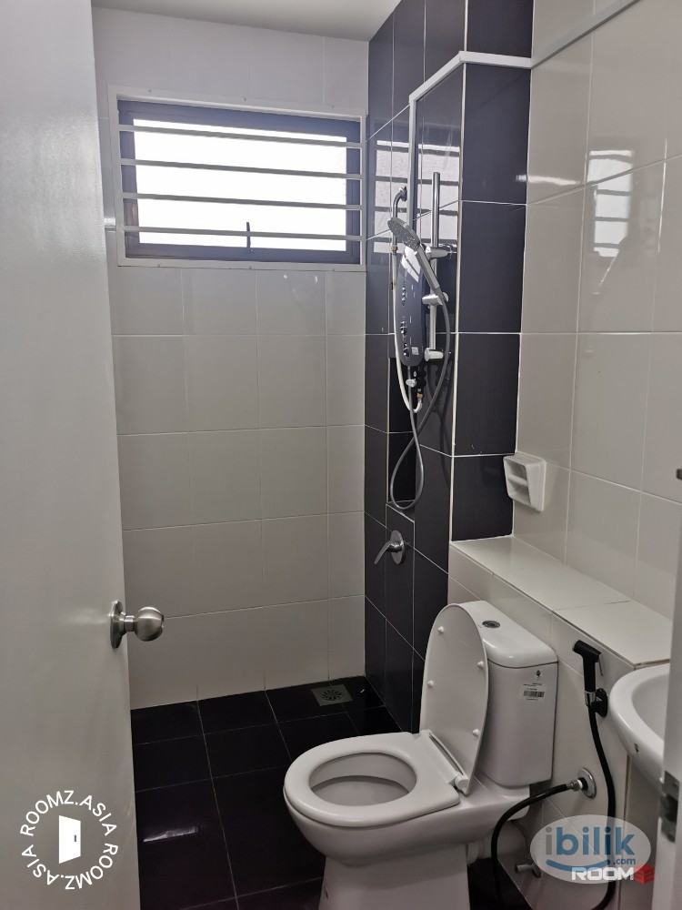 👀 Single and Medium Room for Rent at Setia Alam and Klang - Image 3