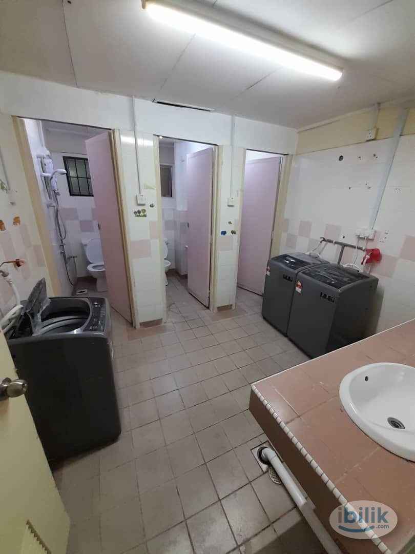 New  🌈 SINGLE  Room at D'Aman Crimson Condominium - Image 5