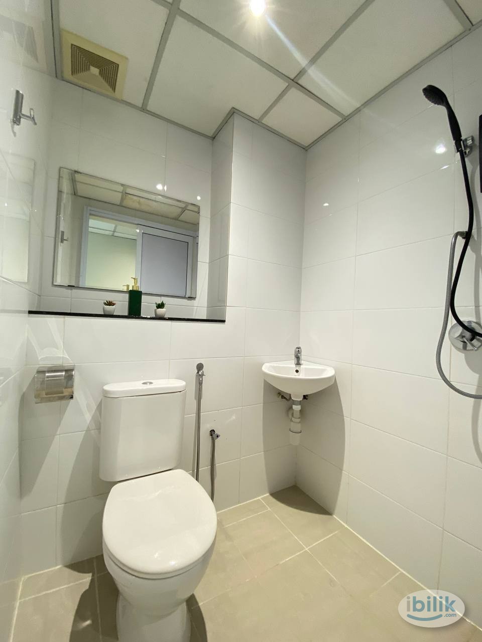 Zero Deposit ❗ Twin Room Rent near LRT Pudu 🚄 Bukit Bintang, Berjaya Times Square - Image 4