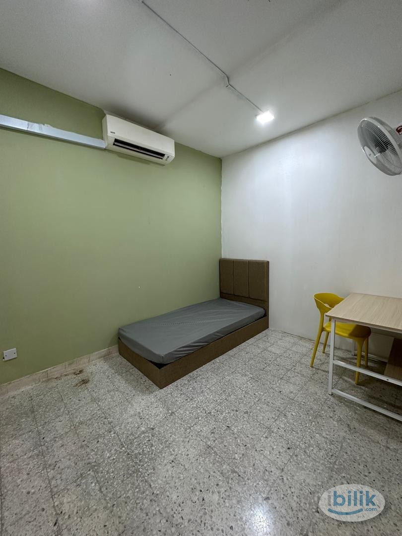 🌈NEW UNIT Middle & Single Room at Damansara Kim, Damansara Utama 8minswalk to TTDI MRT Station - Image 2
