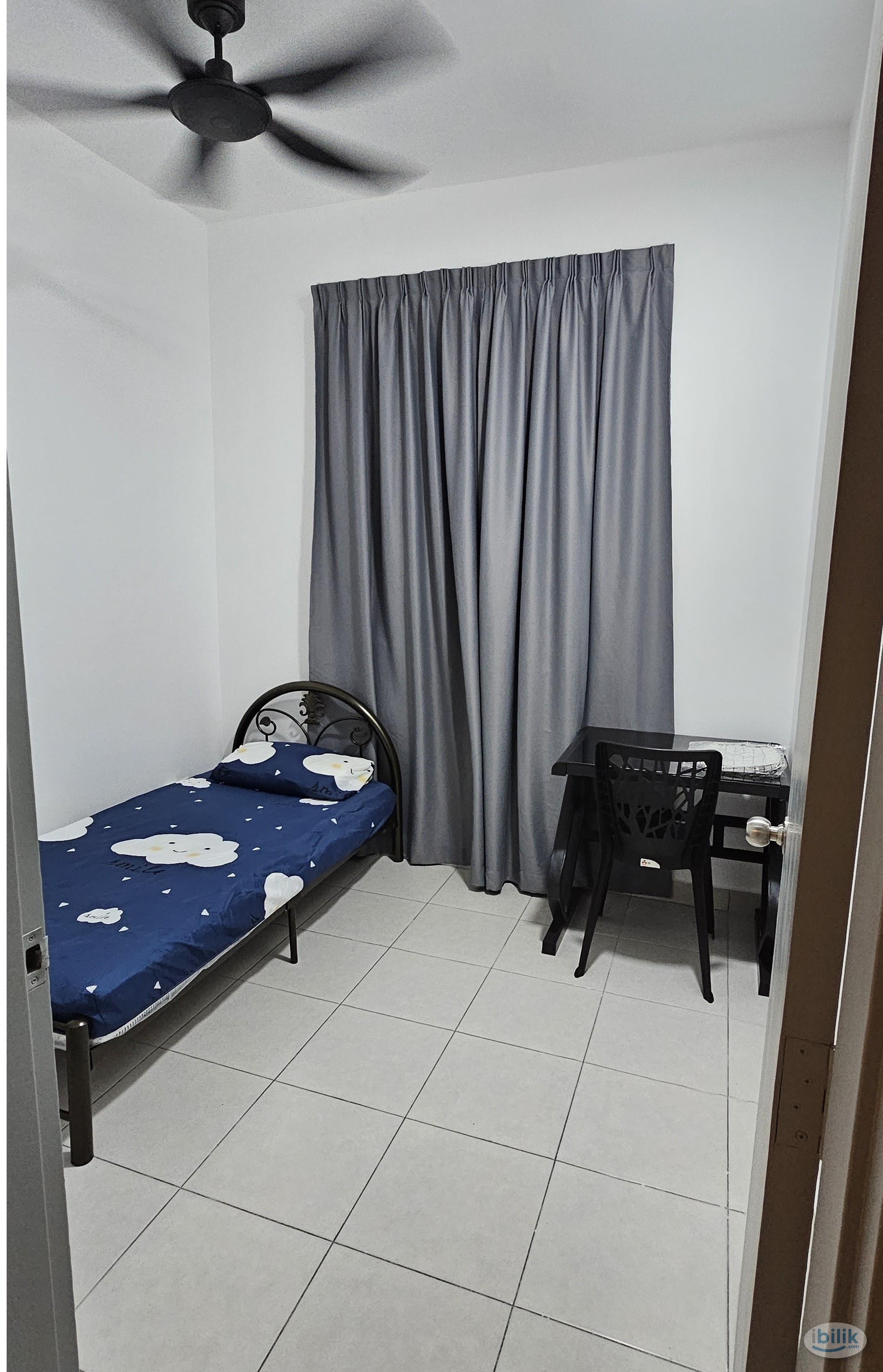 Single Room Next to MRT for rent - Image 1