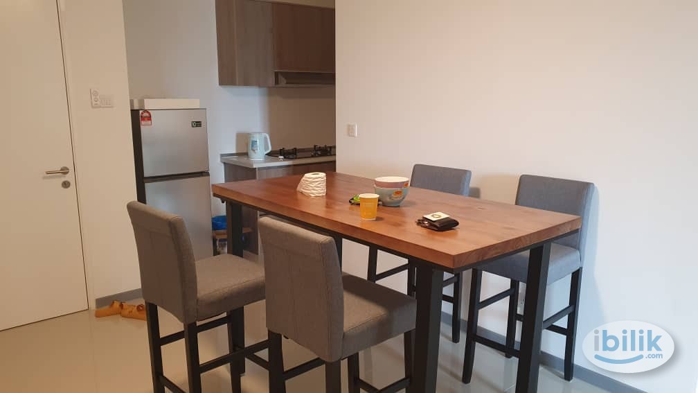 Masterbedroom:  5 stations to KL sentral (15 Mins) - Image 5