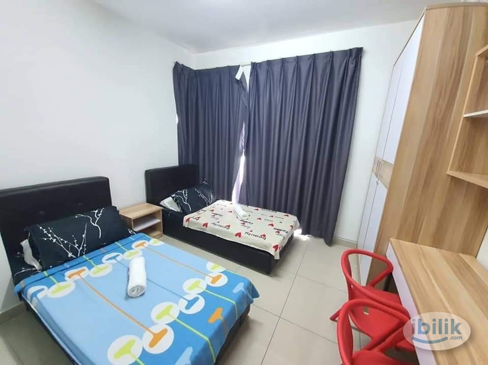 Master Room at Block J, Pacific Place, Ara Damansara - Image 4