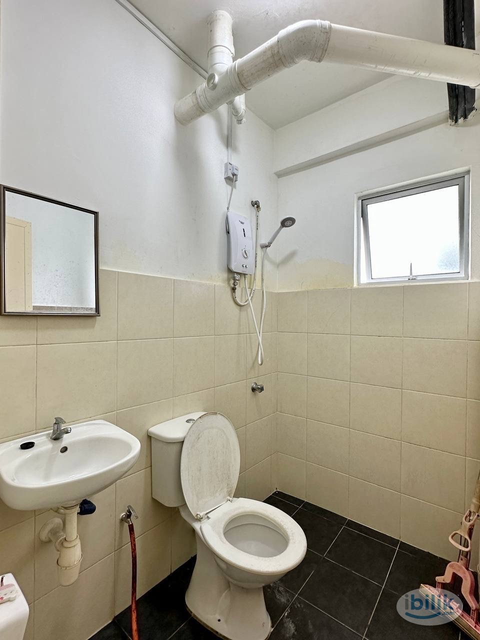 Pangsapuri Suria 1｜Batu Kawan Single Room for Rent - Image 2
