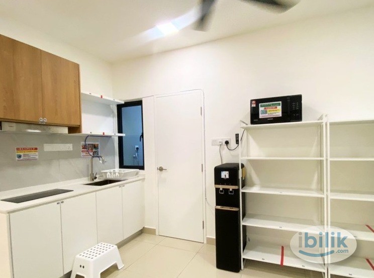 Female Single Room at Ara Tre, Petaling Jaya - Image 3