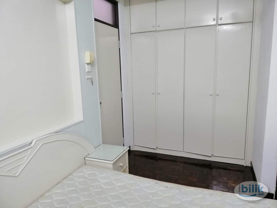 Master Room at Penang, Malaysia - Image 1