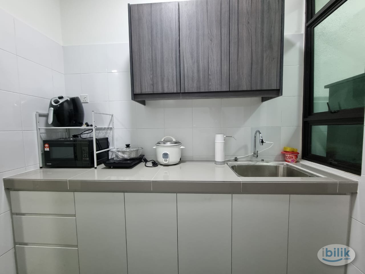 De Centrum UniPark, MALAY FEMALE Unit, Fully-furnished, Personal Bathroom - Image 4