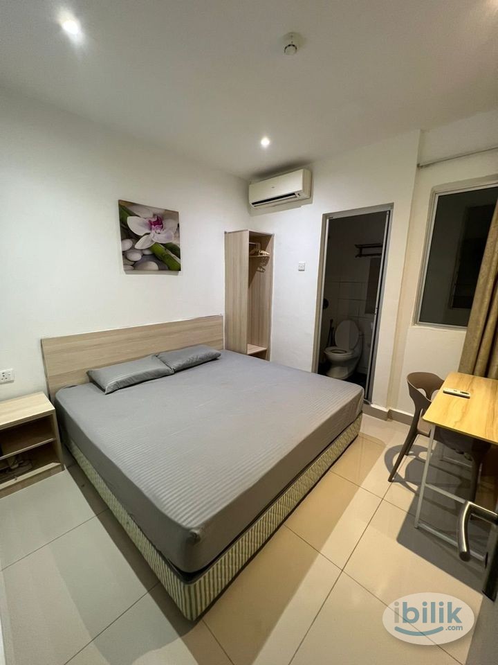 Near MRT TTDI 🚂 Room Rent attach Private Toilet at ATRIA mall, Damansara Jaya - Image 4
