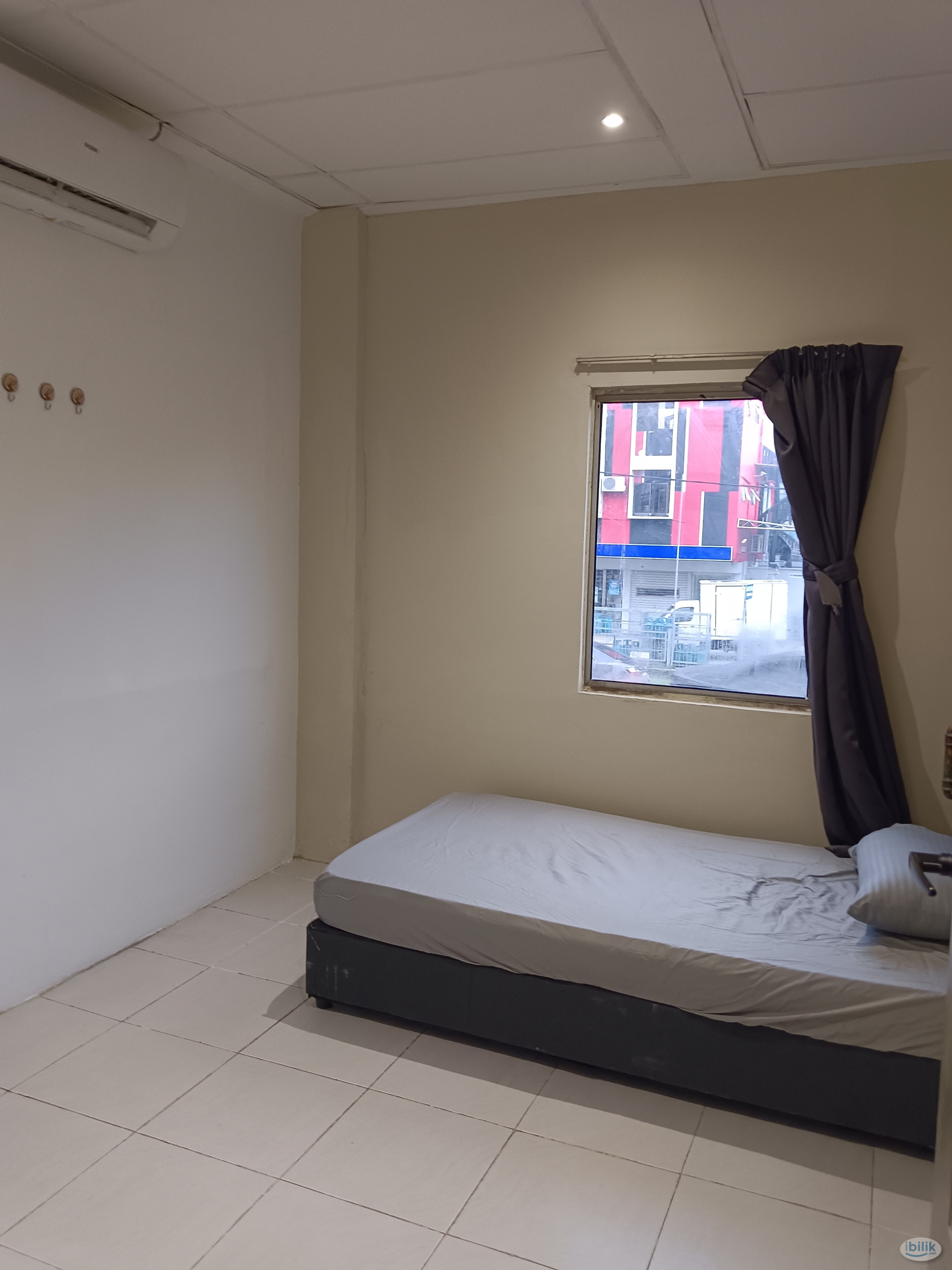 Hotel style co living Master Room at SS3, Petaling Jaya - Image 3
