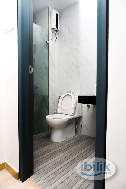  Private room walking distance to LRT Ara Damansara - Image 5