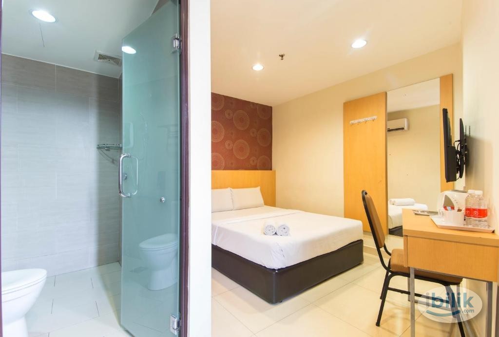 "🏠 No Deposit Needed! Room for Rent near LRT Pusat Bandar Puchong 🚄 Close to HERO Market, Wawasan Park! Grab It Now! - Image 5