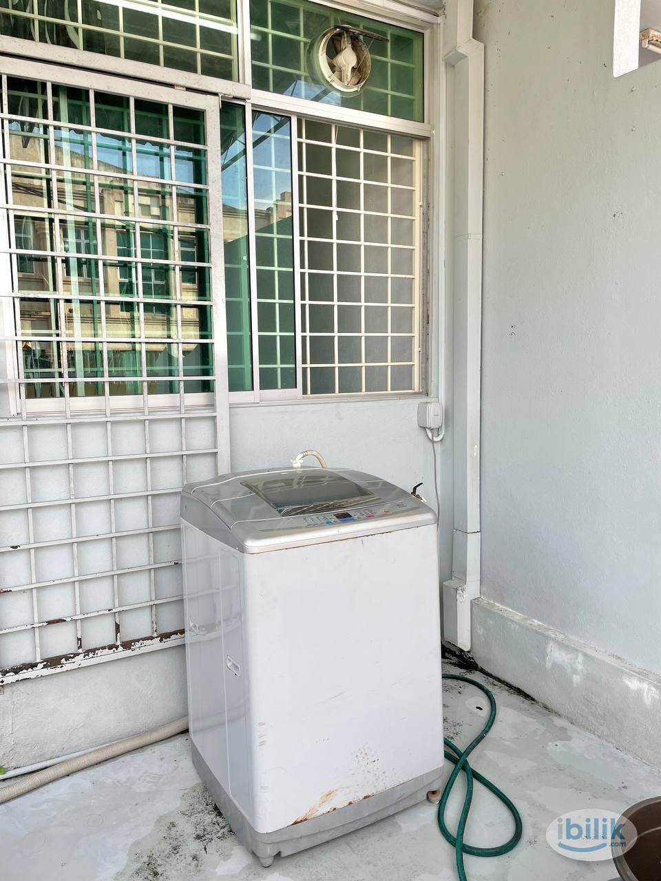 Middle Room at Butterworth, Seberang Perai - Image 5
