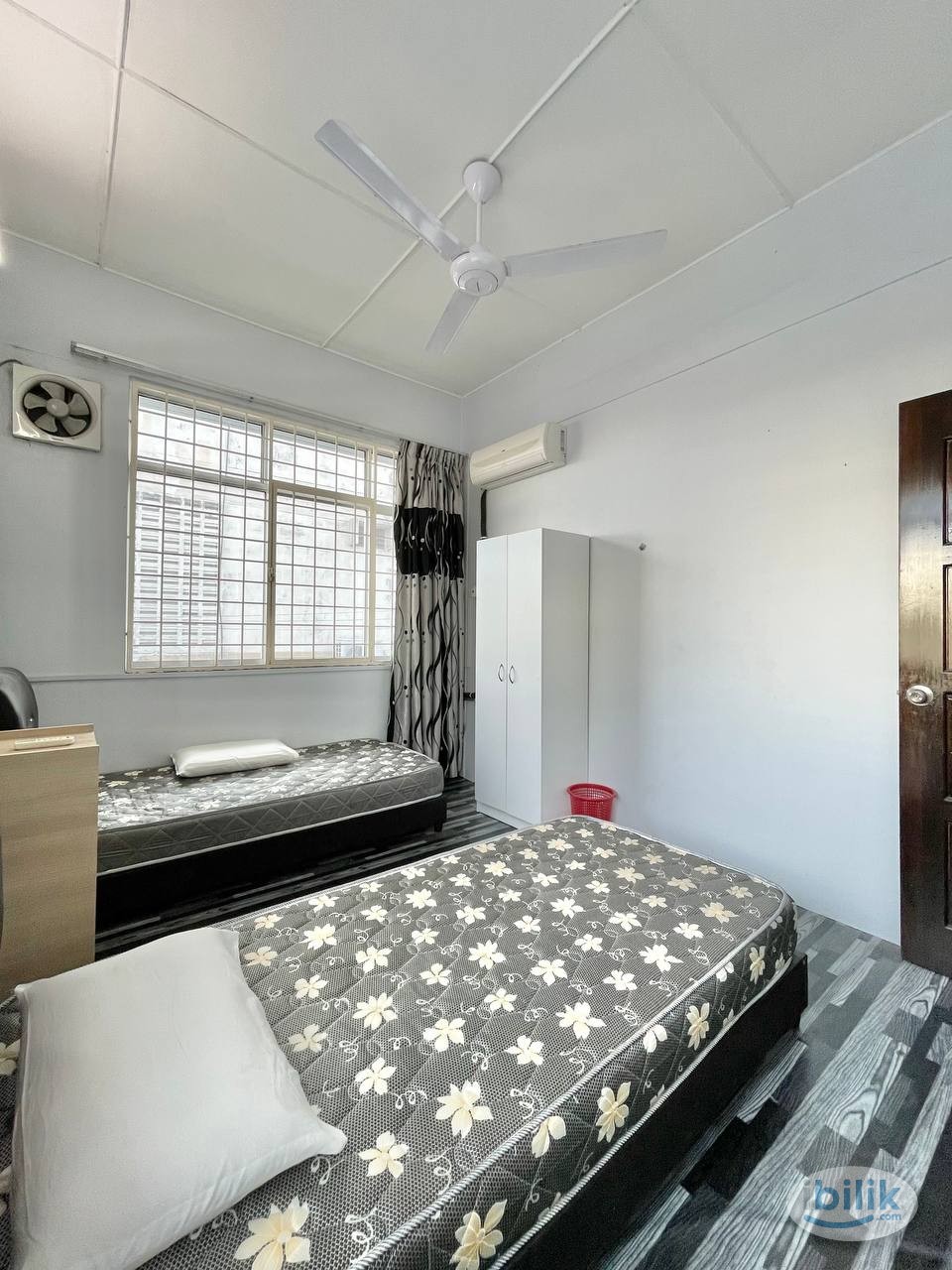 Middle Room at Butterworth, Seberang Perai - Image 2