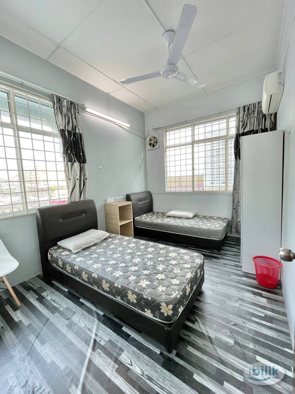Middle Room at Butterworth, Seberang Perai - Image 1
