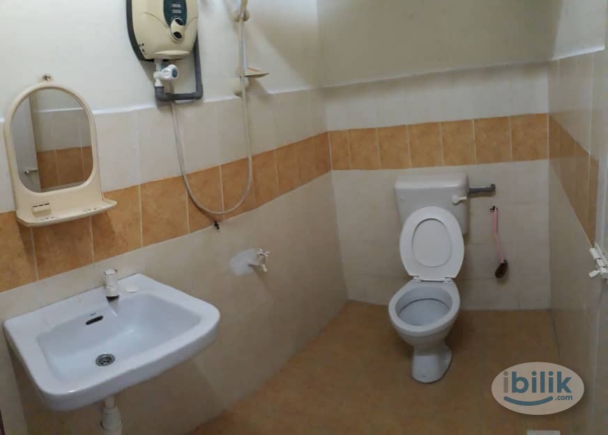 Single Room at Kuantan, Pahang - Image 2