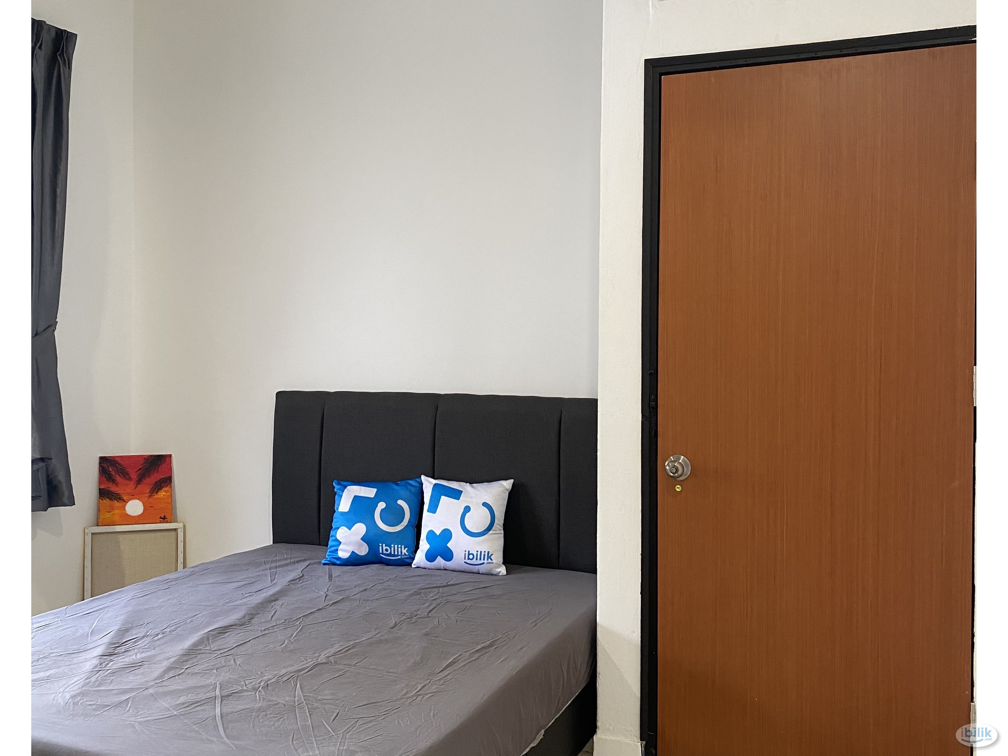 🌻Couple Room /Low Deposit/ Walking Distance CIQ - Image 1