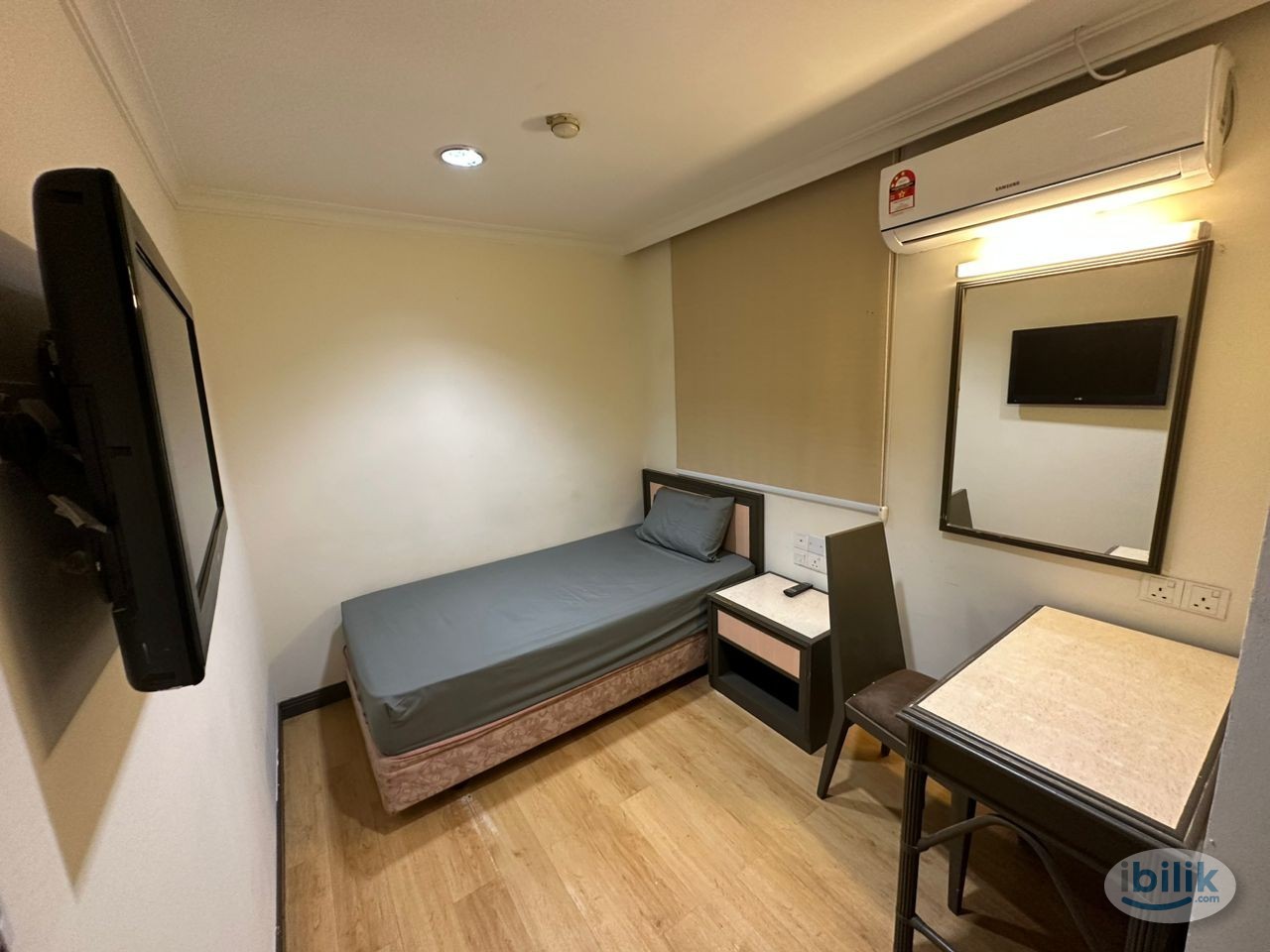 🏡🏡Female Unit Middle Room at Bandar Utama, Petaling Jaya - Image 4