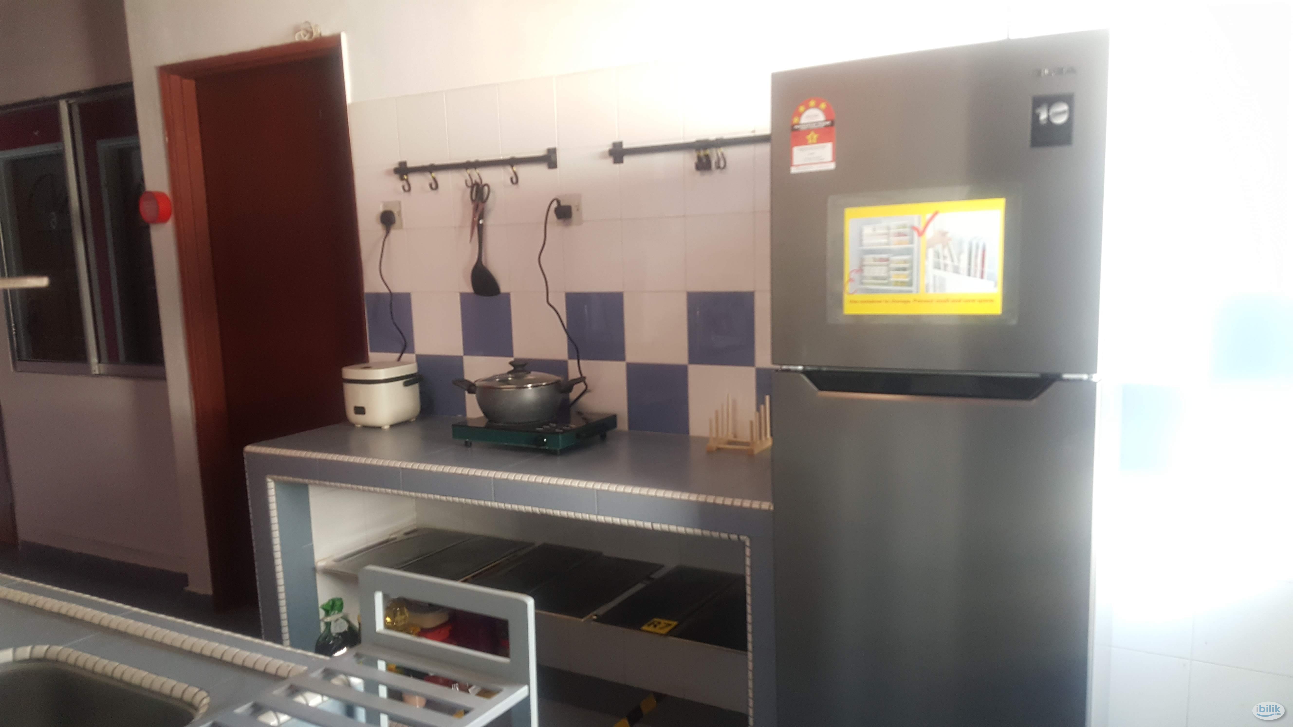 Female only unit-Middle Room RM500-Taman Cheras Jaya, Balakong-all utilities include-free parking - Image 3