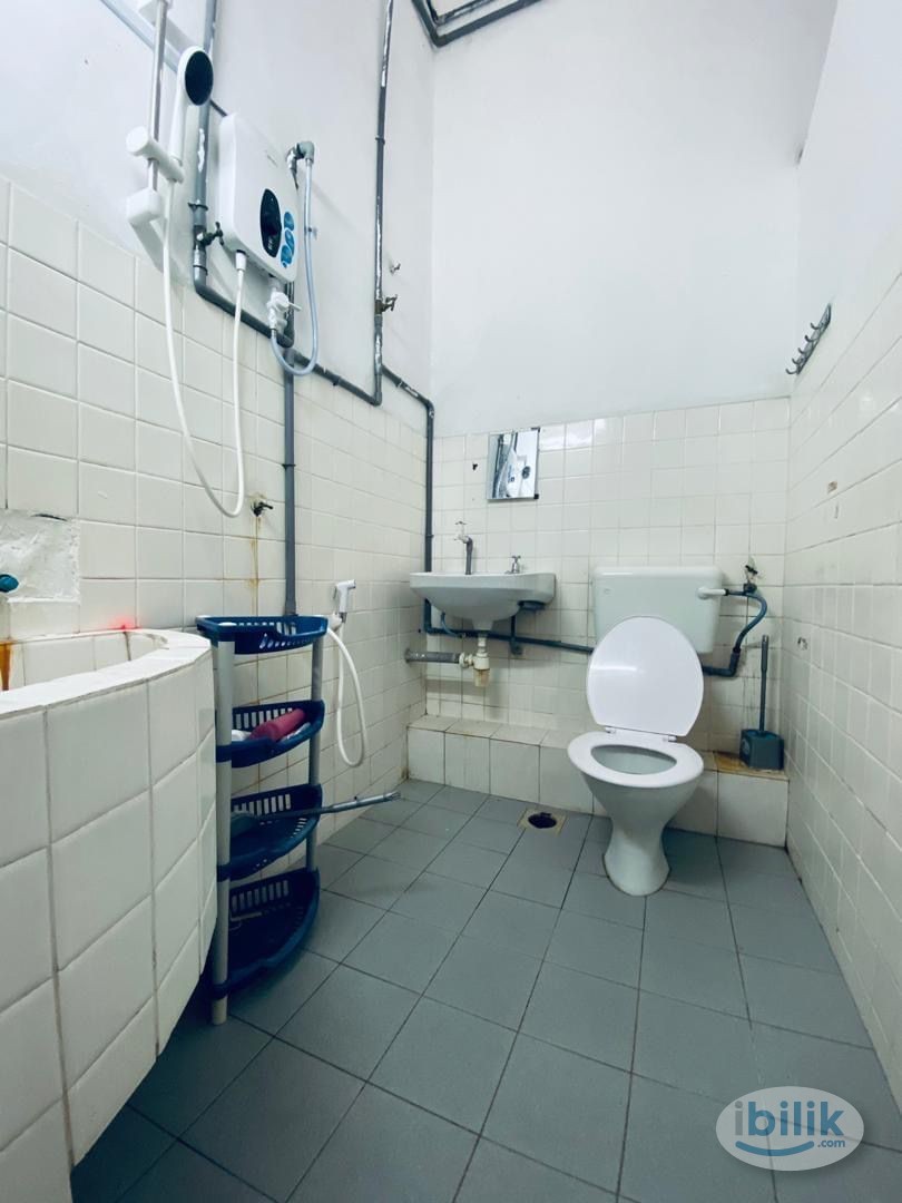 💯 LOW DEPOSIT Single Room at Bandar Utama, Petaling Jaya - Image 1