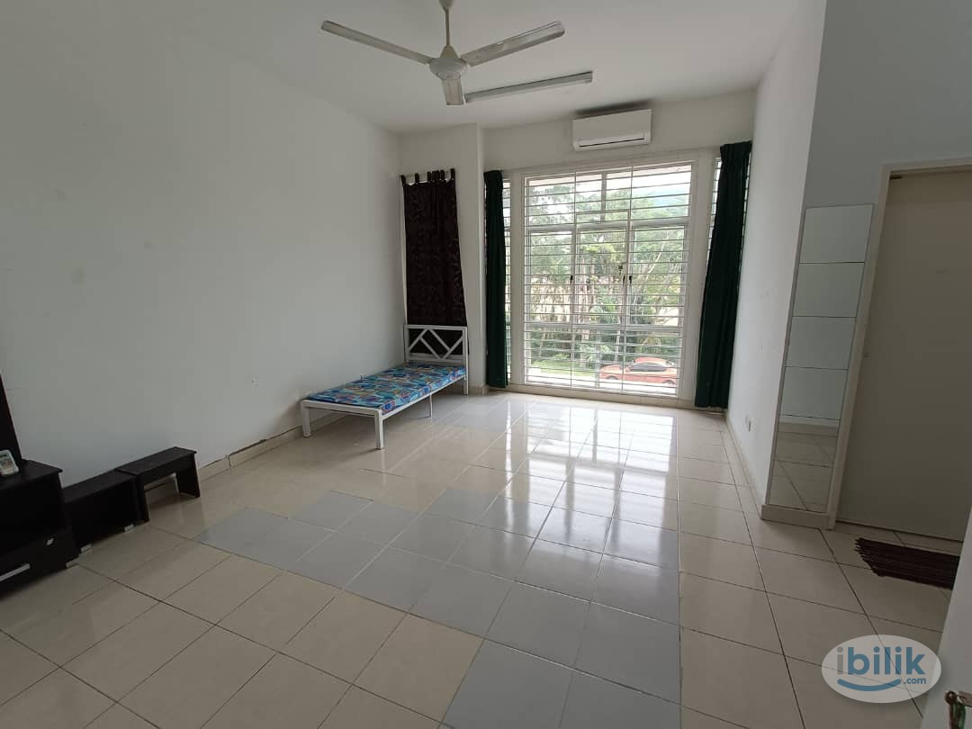 Room for Rent with Air-Cond ❄ @ Setia Indah near SCM, Top Glove - Image 4