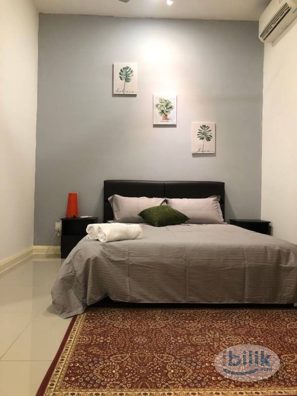 Master Room Free Parking Kitchen Living, Dinning Room usage near Seconk link Medini Johor Bahru Iskandar Puteri - Image 1