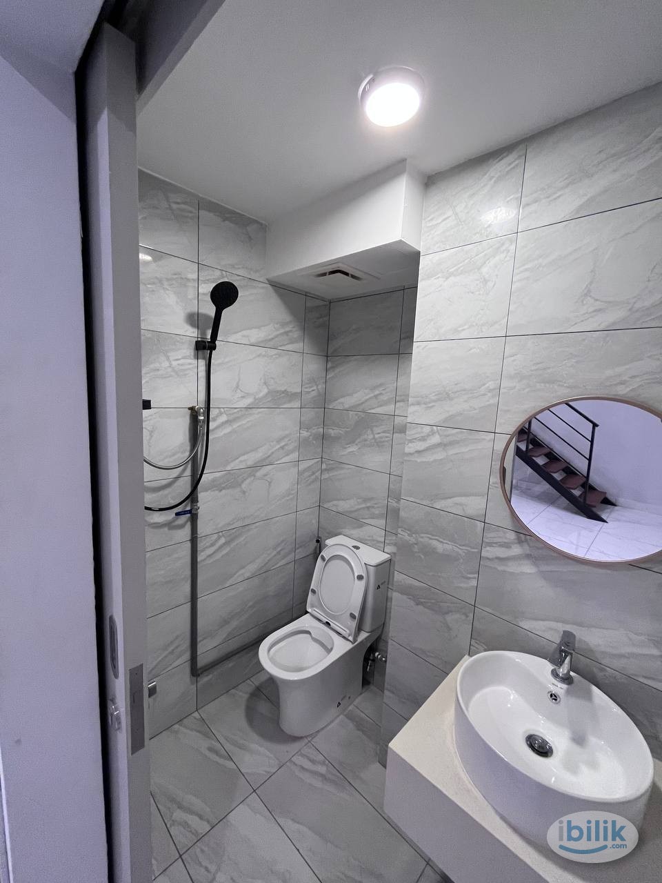 Zero Security Deposit Fully Furnished Queen Bedroom - Image 3