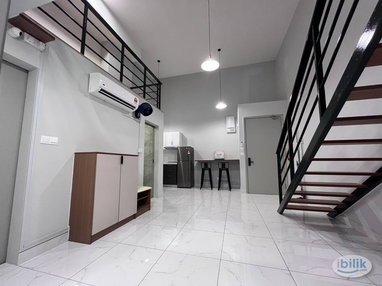 Zero Security Deposit Fully Furnished Queen Bedroom - Image 4