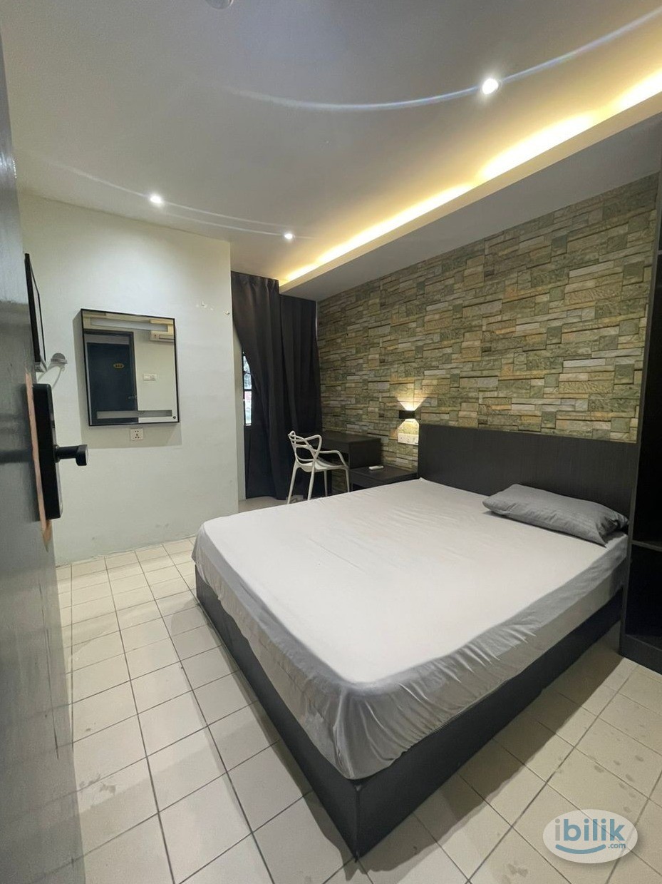 🧨🧨Low Deposit Master Room at Bandar Sunway, Petaling Jaya - Image 2