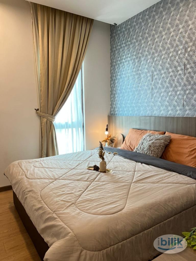Experience Luxury 3 km from the Petronas Towers 🏙️ at Our Hotel! 🌟 - Image 1