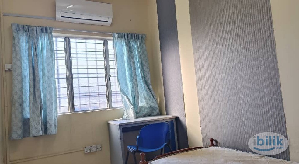 Single Room with attached bathroom - Image 2