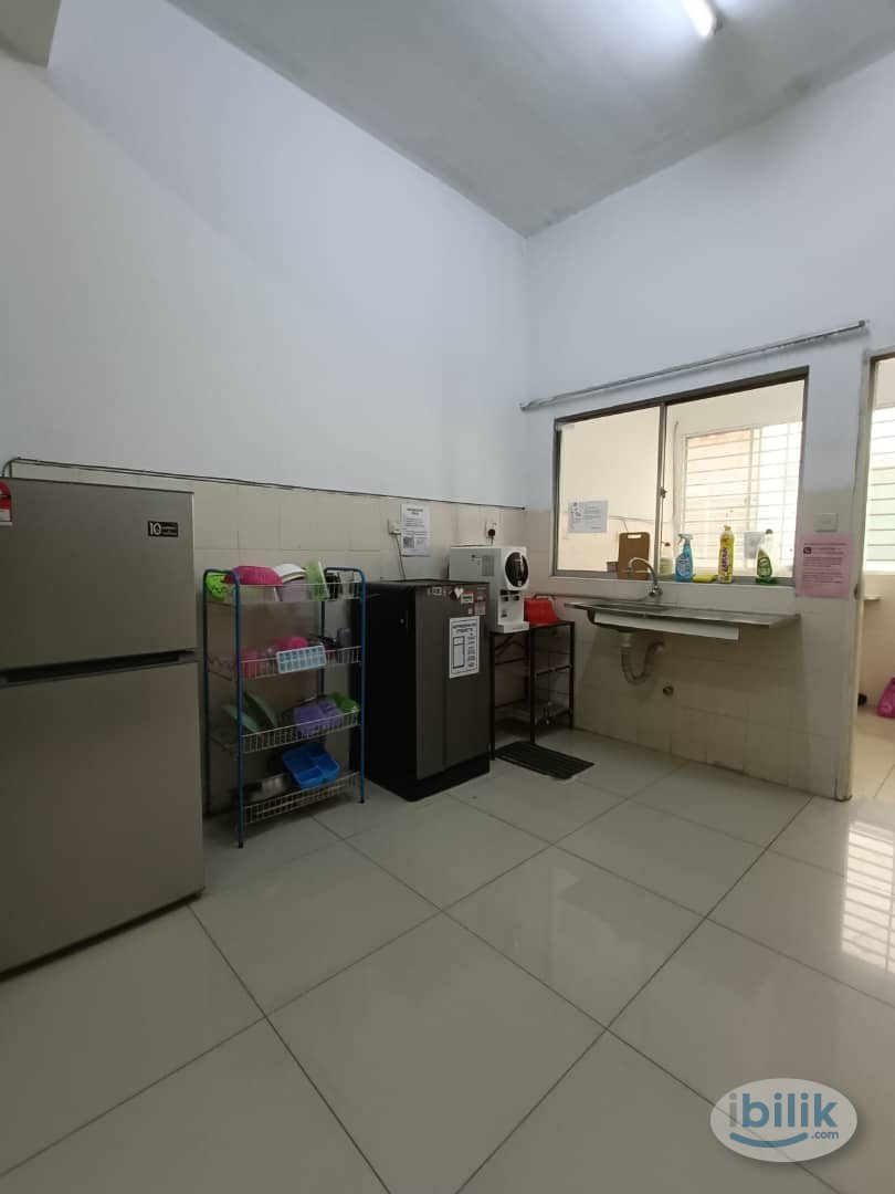 Single Room for Rent + Air-Cond ❄ @ Setia Utama near SCM, Top Glove - Image 1