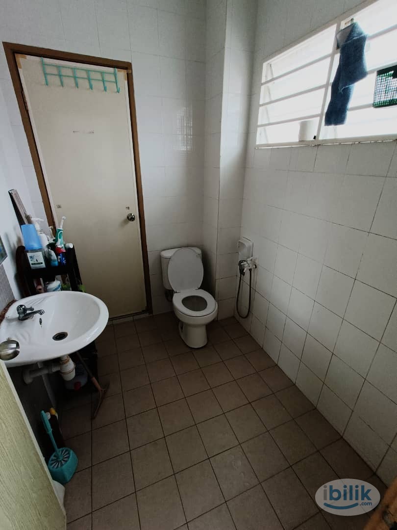 Single Room + Free WiFi ❄️ at PJ New Town near Taman Jaya Tram🚄 - Image 2