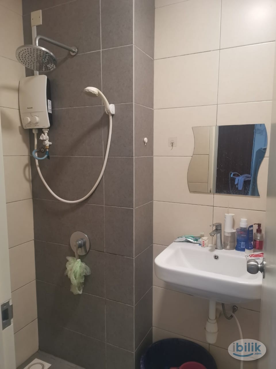 Cheapest Balcony room at the holmes 1 , bandar tun razak near HUKM Hospital - Image 4