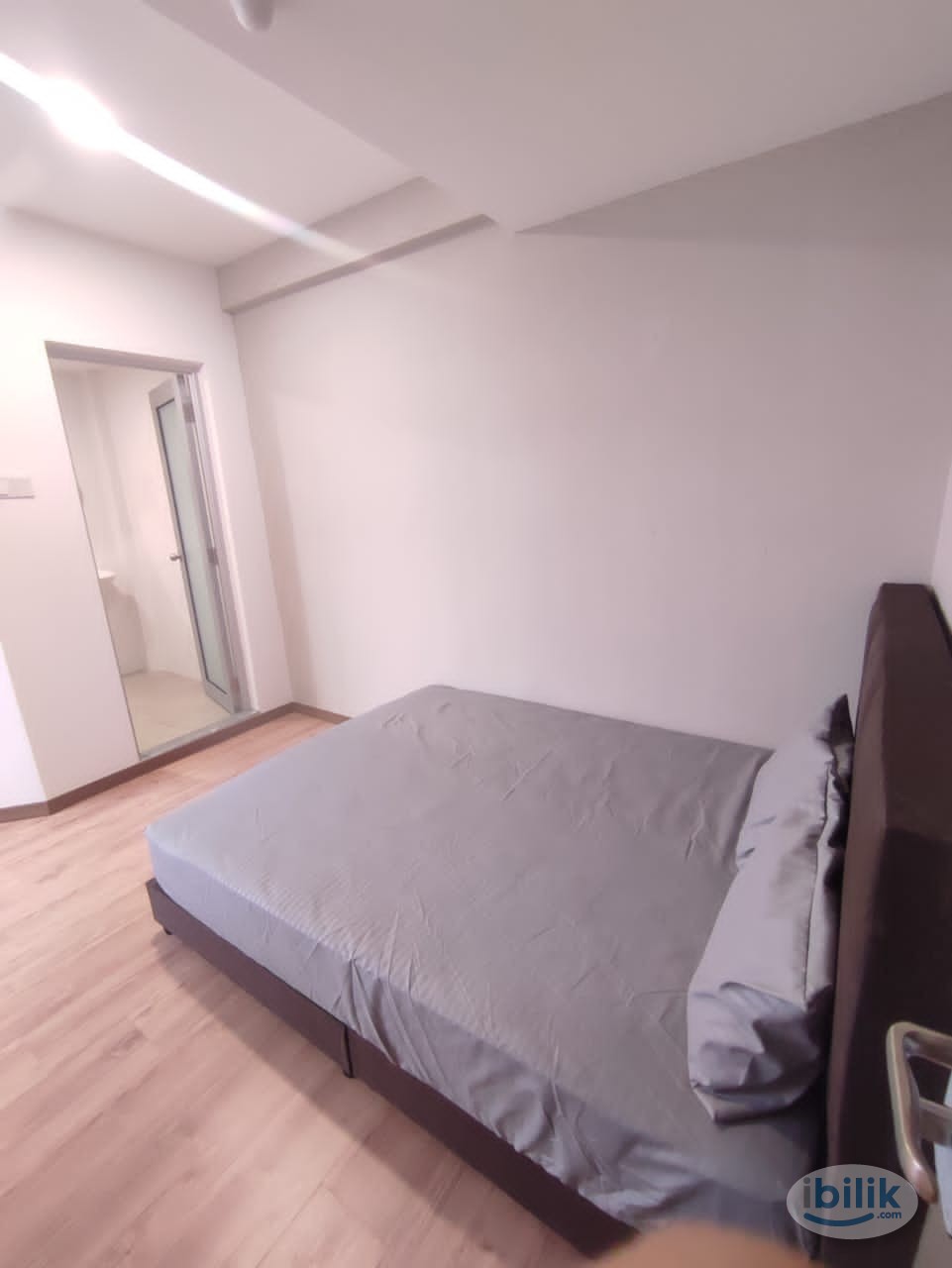Urban Comfort with Easy KLCC Access: Your Ideal Room Rental Awaits! 🏡🌆💫 - Image 3