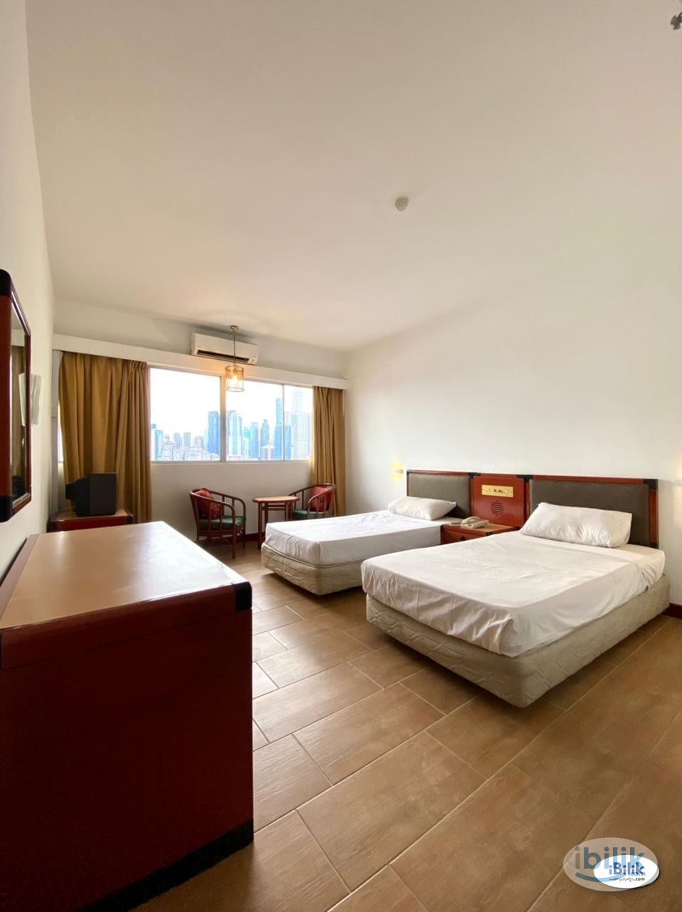 🏨 Your Haven in the Heart of Chow Kit: Swing & Pillow Rooms at M1 Hotel 🛏️ - Image 2