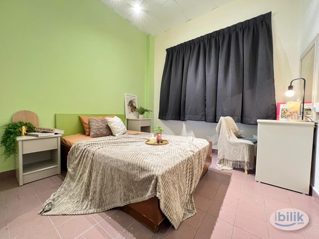 Low Deposit Co Living Hotel Master Bedroom For Rent , 5 Mins Walk To Monorail Chow Kit , 10 Mins Walk To HKL , Move in R - Image 2