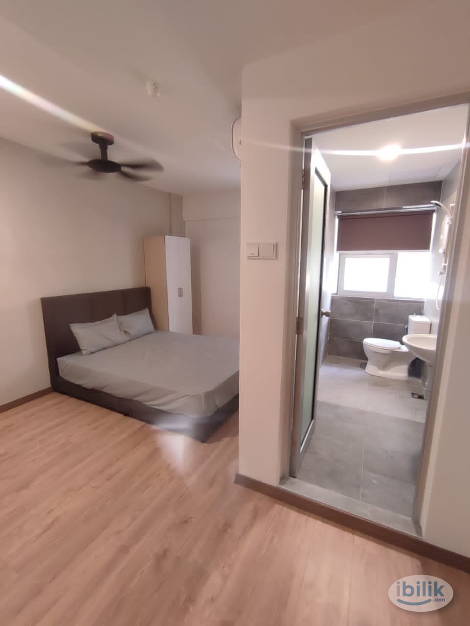 City Centre Charm – Room Rentals Steps from MRT Station 🏡🚇 - Image 3