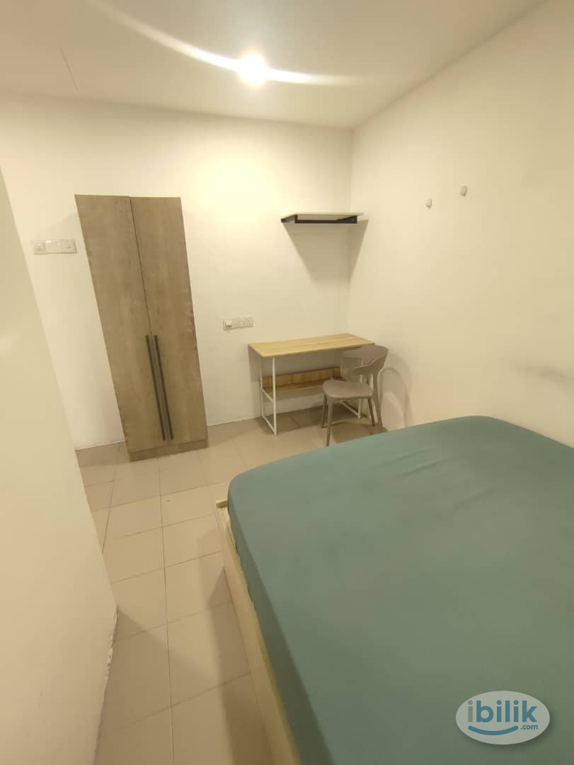 🥳Zero Deposit🥳 🏕️Private Room attached bathroom🏕️ 🚶near MRT maluri🚶‍♀️ - Image 1