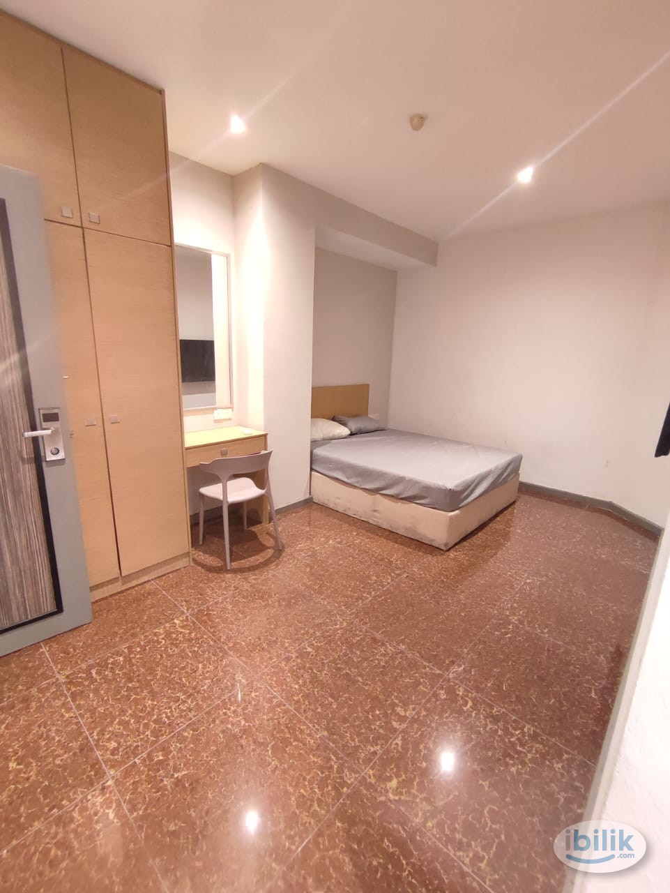 🥳Zero Deposit🥳 🏕️Private Room attached bathroom🏕️ 🚠near Shamellin👣 - Image 1