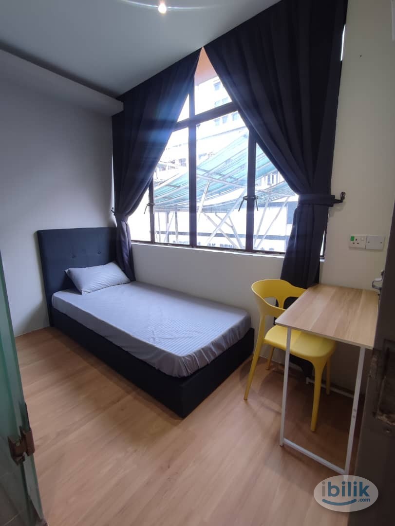 🥳3min walking to pasar seni station 🚉 Private Room With New furniture 👣 🥰Zero Deposit/Low deposit acceptance 😍 - Image 1