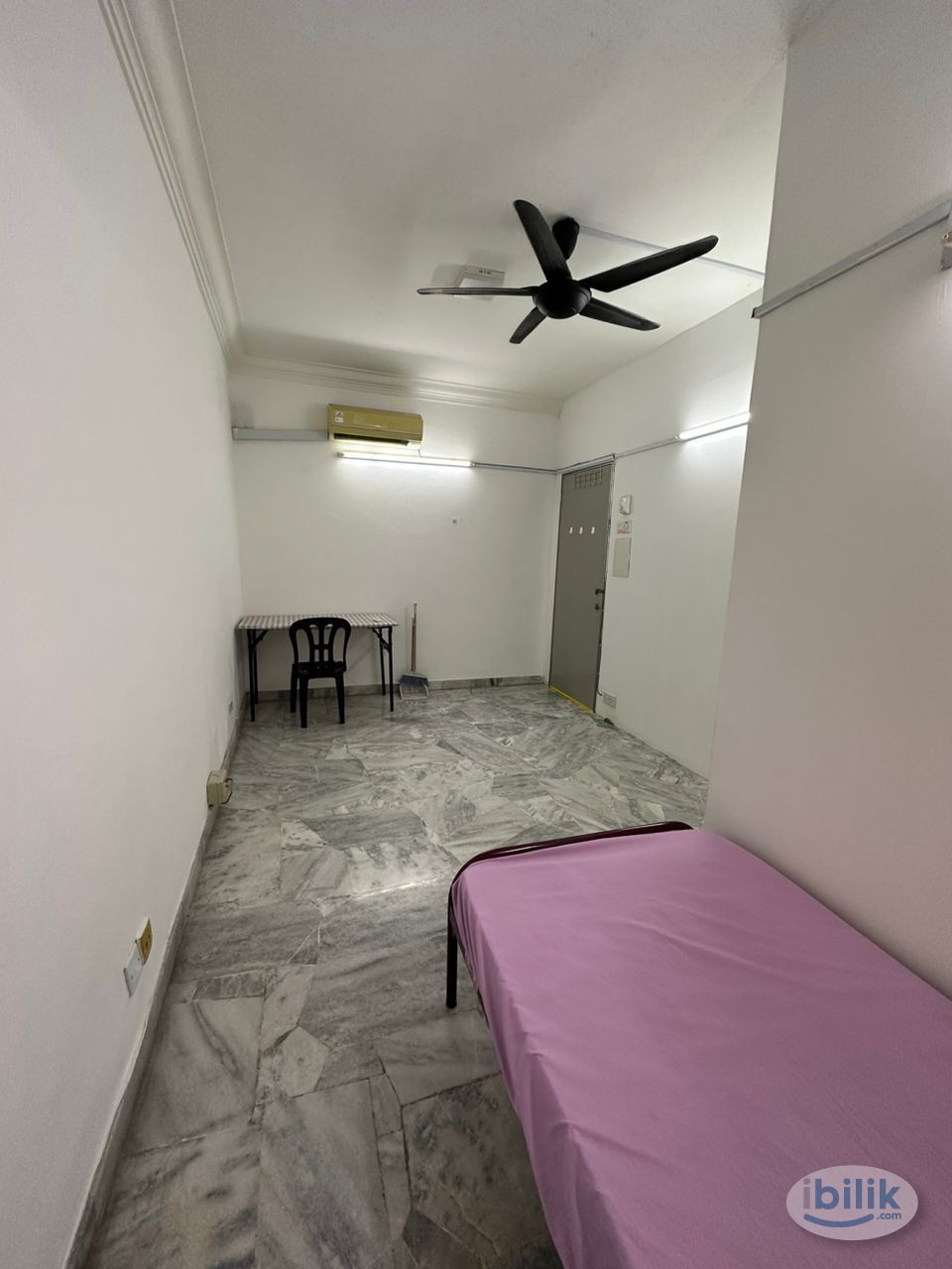 🏢🌐 USJ Subang Near Taipan - Cozy Room Available with WiFi & A/C! ❄️💻 - Image 1