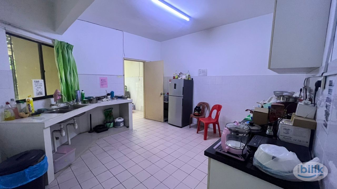🏢🌐 USJ Subang Near Taipan - Cozy Room Available with WiFi & A/C! ❄️💻 - Image 3