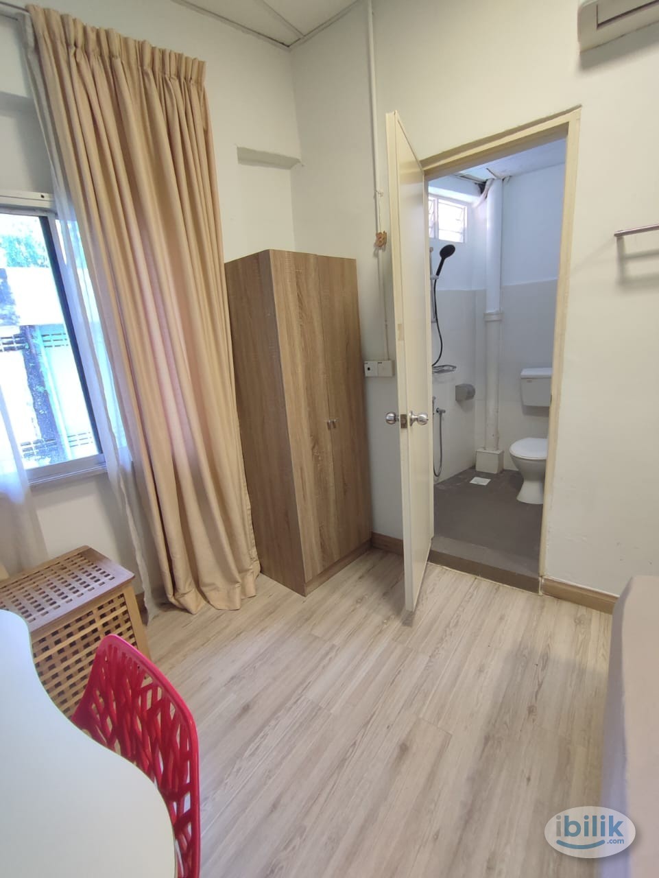 🚗Move In immediaty 🏘️AirbnbConcept Room Room with private toilent🏘️  🥰Zero Deposit/Low deposit acceptance 😍 - Image 3