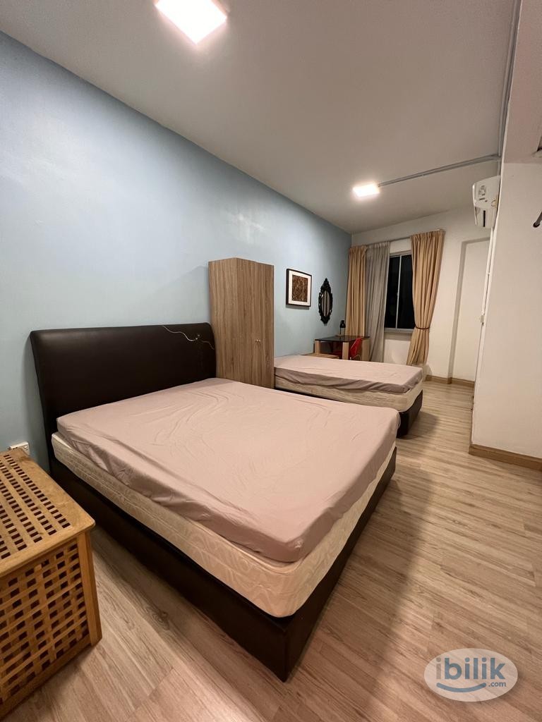 🚗Move In immediaty 🏘️AirbnbConcept Room Room with private toilent🏘️  🥰Zero Deposit/Low deposit acceptance 😍 - Image 1
